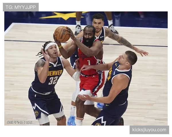 NBA裁判解读：当比赛出现双方同时犯规时如何处理，一图看懂流程